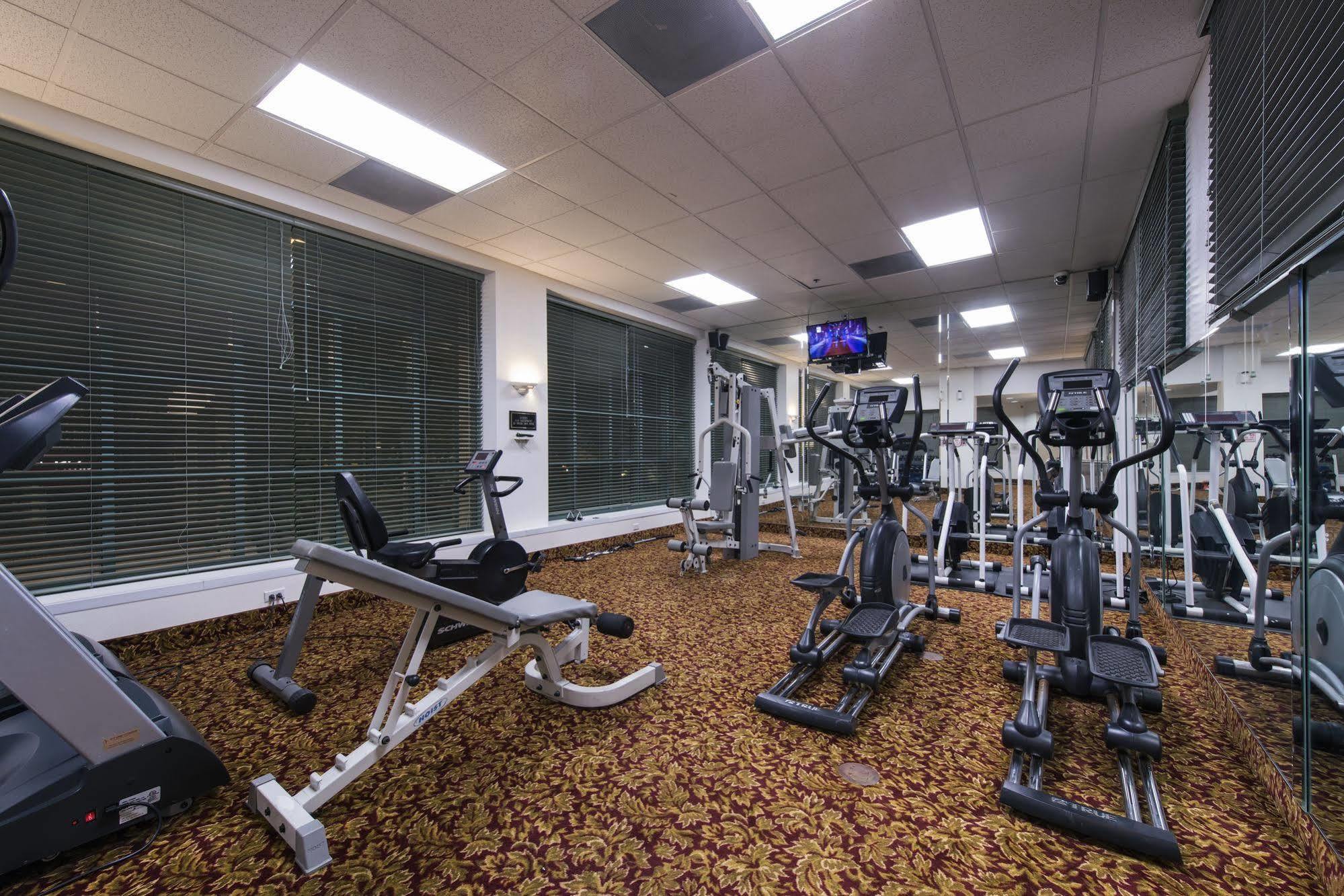 Grand Vista Hotel Simi Valley Bagian luar foto